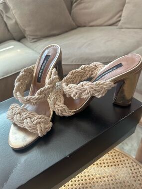BCBGMaxAzria Beige Braided-Strap Metallic Gold Block-Heel Mules